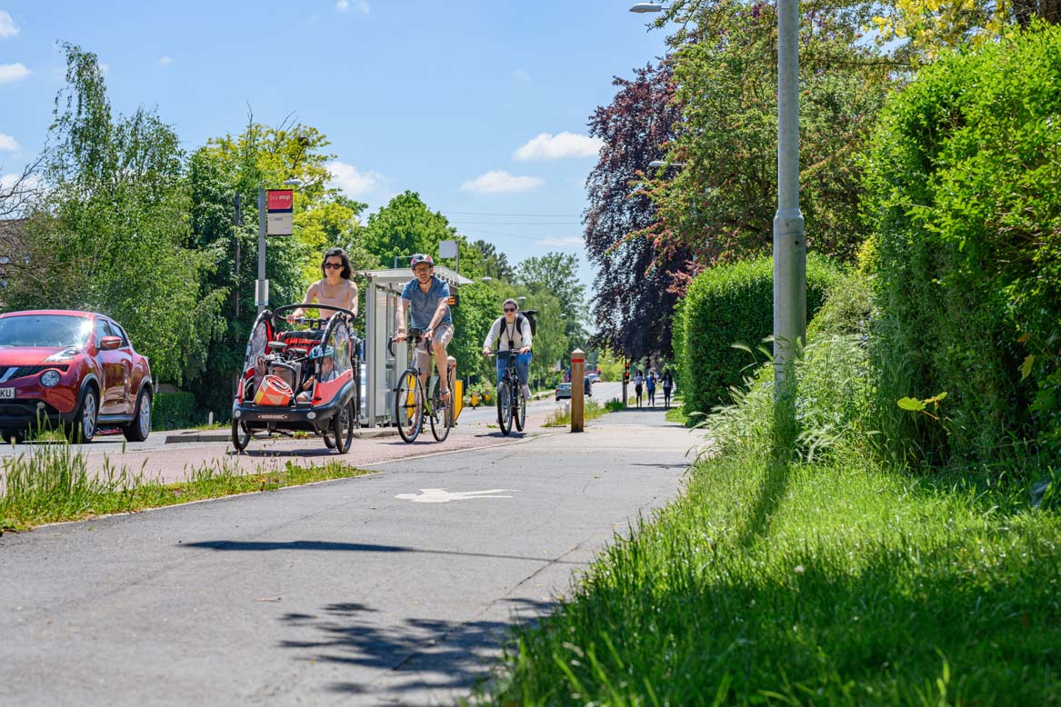 Hills Rd - floating bus stop (2)